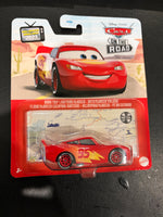 Disney Cars Diecast 1:55 2023 ON THE ROAD ROAD TRIP LIGHTNING MCQUEEN